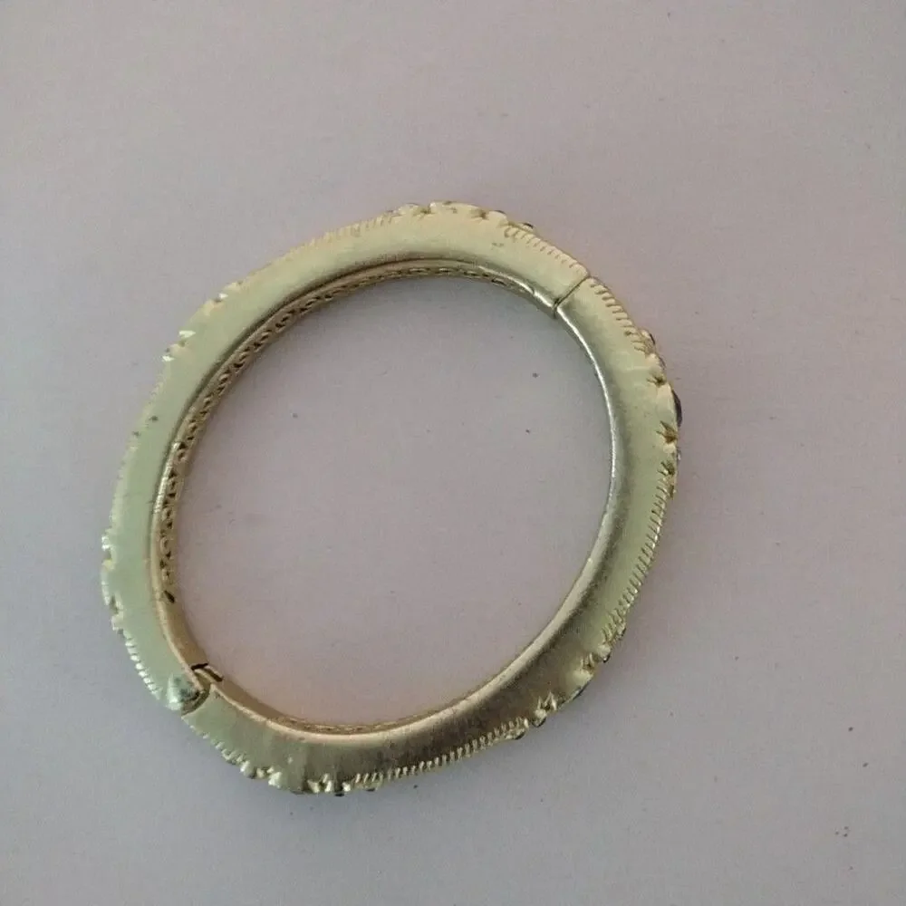 Unknown item gold